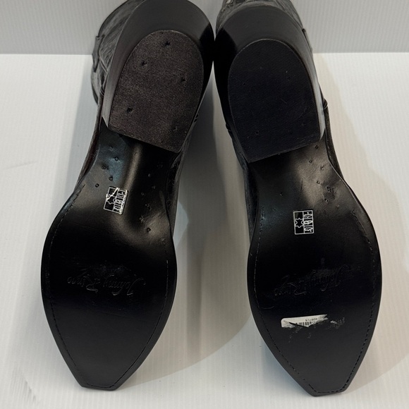 Johnny Ringo Black Crackle and Silver Crosses Heeled Boots - Picture 13 of 15